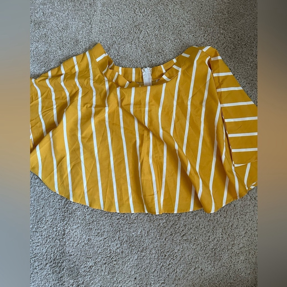 Yellow mini skirt set XL - Picture 3 of 9